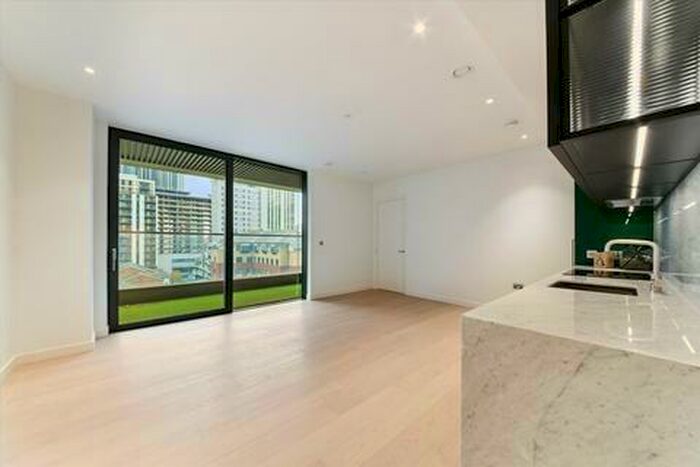 1 Bedroom Apartment To Rent In Wardian Tower, Wards Place, Bagshaw Building East Tower, Canary Wharf, South Qauy, London, E14
