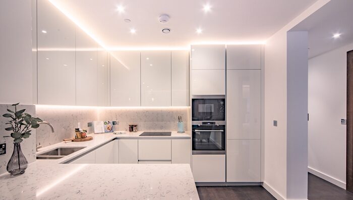 2 Bedroom Flat To Rent In Thornes House, Nine Elms, London, SW11