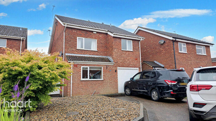 4 Bedroom Detached House For Sale In Sienna Mews, Norwich, NR1