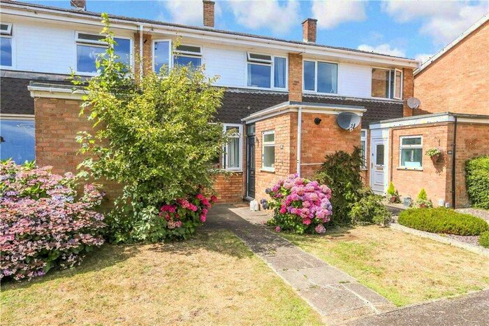 3 Bedroom Terraced House To Rent In Fairview Close, Romsey, SO51