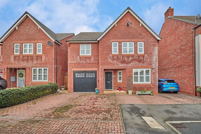 4 Bedroom Detached House For Sale In Holywell Fields, Hinckley, LE10