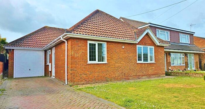 3 Bedroom Detached Bungalow To Rent In Alpha Road, Point Clear, CO16