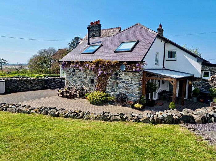 3 Bedroom Detached House For Sale In Abendruhe, Pensarn, Llanbedr, LL45