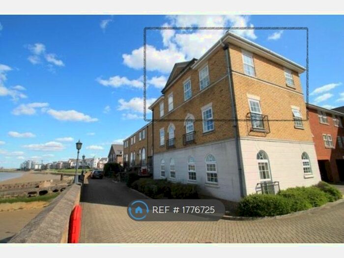 2 Bedroom Flat To Rent In Frobisher Way, Greenhithe, DA9
