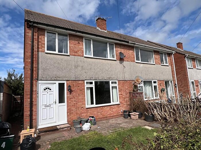 3 Bedroom Semi-Detached House For Sale In Chelswood Gardens, BS22