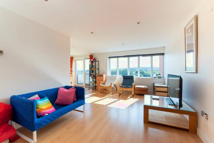 2 Bedroom Apartment To Rent In High Quay, City Road, Newcastle Upon Tyne, NE1