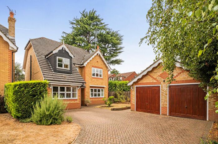 5 Bedroom Detached House For Sale In Alexandra Mews, Nascot Wood, Watford, WD17
