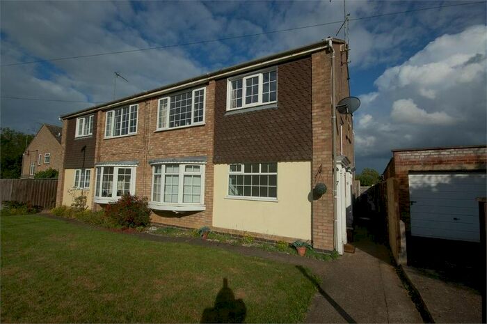 2 Bedroom Maisonette To Rent In Stoneleigh Chase, Duston, Northampton, NN5