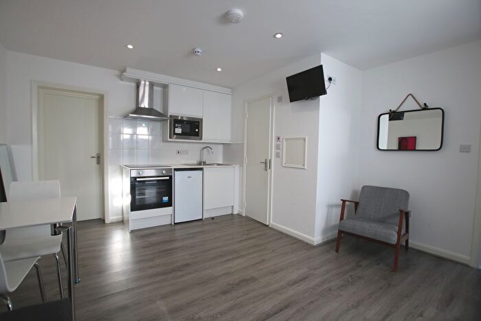 1 Bedroom Flat To Rent In Anson Road, London, NW2