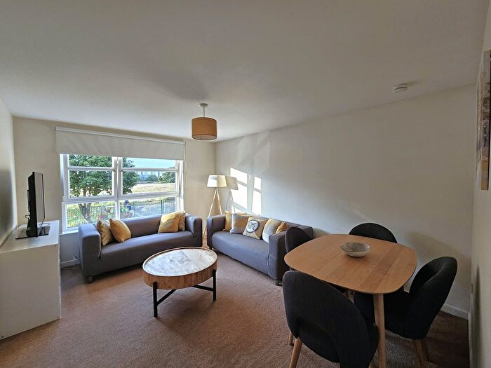 2 Bedroom Flat To Rent In C Erroll Street, Aberdeen, AB24