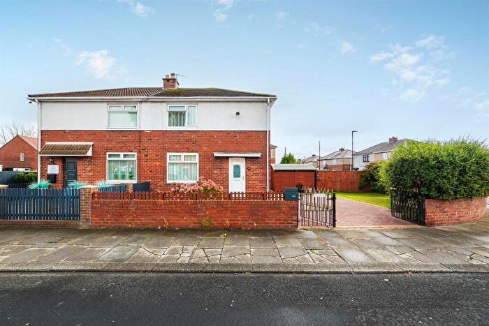 3 Bedroom Semi-Detached House For Sale In St. Oswalds Road, Wallsend, NE28