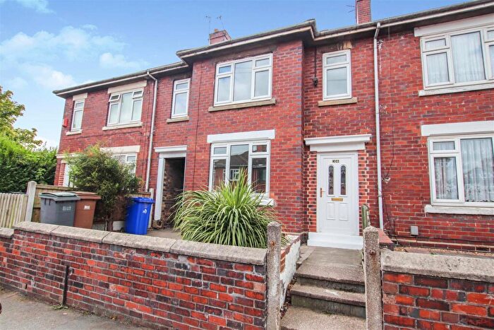 3 Bedroom Town House To Rent In Ancaster Street, Goldenhill, Stoke-On-Trent, ST6