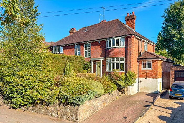4 Bedroom Semi-Detached House For Sale In Sun Lane, Harpenden, Hertfordshire, AL5