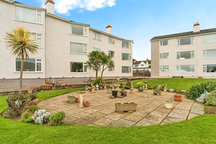 3 Bedroom Flat For Sale In Riverside Court, Deganwy, Conwy, LL31