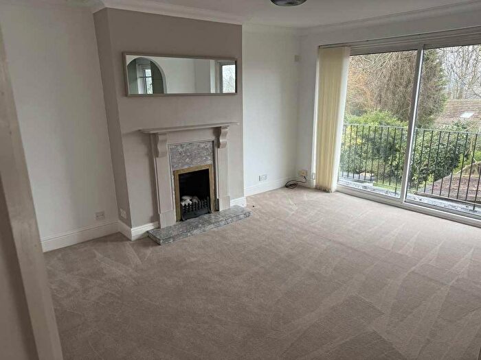 2 Bedroom Maisonette To Rent In Lingfield Gardens, Southampton, Hampshire, SO18