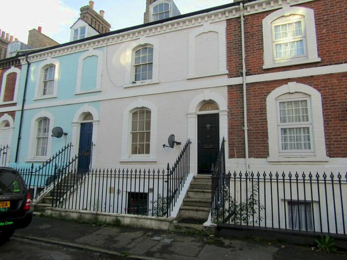 3 Bedroom Maisonette To Rent In Victoria Street, Harwich, Essex, CO12