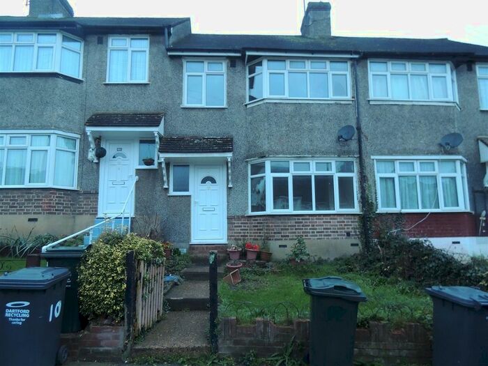 3 Bedroom Property To Rent In Grosvenor Crescent, Dartford, DA1