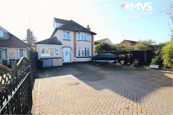 5 Bedroom Detached House For Sale In St Johns Road, Clacton-on-Sea, CO16