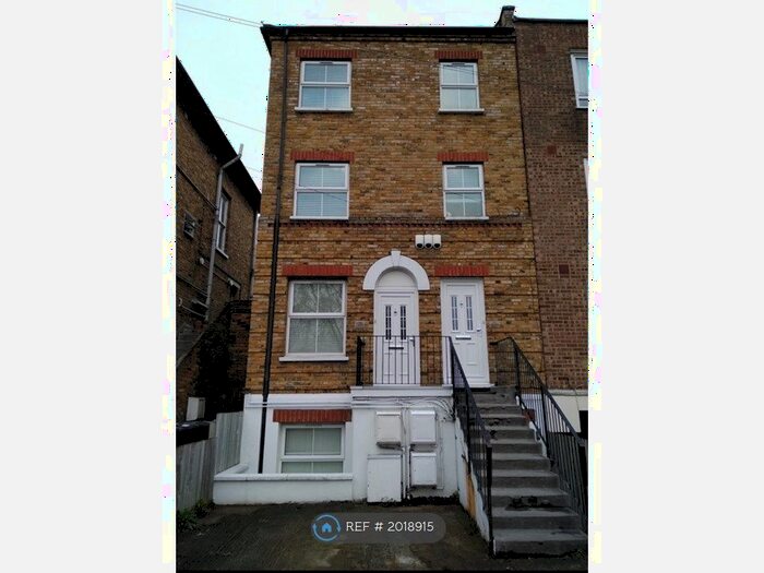 3 Bedroom Maisonette To Rent In Wynell Road, London, SE23