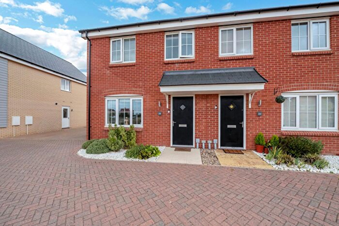 3 Bedroom Semi-detached House For Sale In Pettits Drive, Bury St Edmunds, IP32