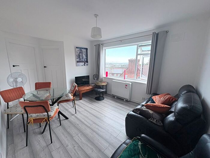 2 Bedroom Flat To Rent In South Road, Newhaven, BN9