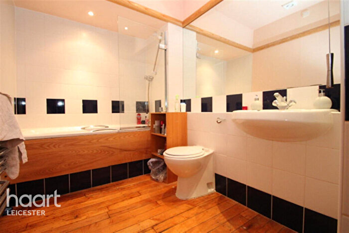 1 Bedroom Flat To Rent In Wellington Street, Leicester, LE1