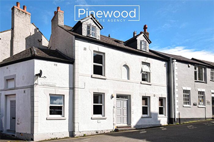 Apartment To Rent In Crown House, Crown Lane, Denbigh, Denbighshire, LL16