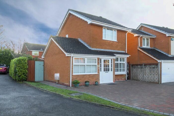 2 Bedroom Detached House To Rent In Shelsley Way, Solihull, B91