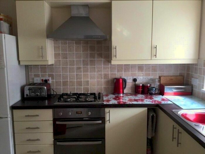 2 Bedroom End Of Terrace House To Rent In Jubilee Close, Crewkerne, Somerset, TA18