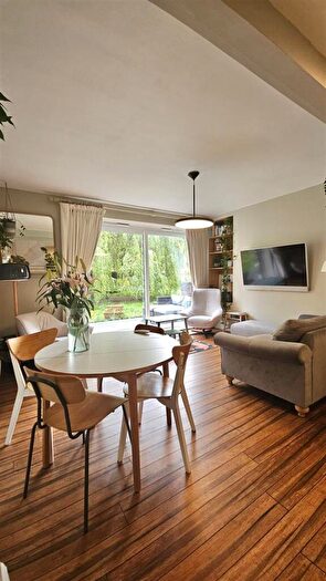 3 Bedroom Flat For Sale In Lakeside Court, Green Lanes, N4