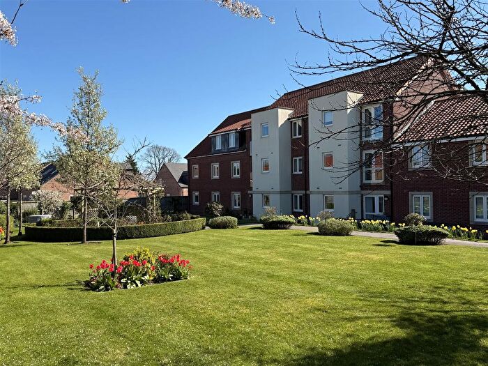 1 Bedroom Flat For Sale In Stillington Road, Easingwold, York, YO61