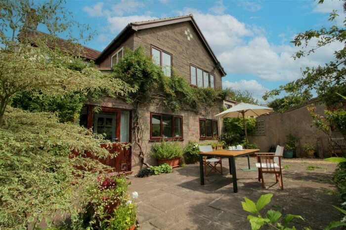 4 Bedroom Semi-Detached House For Sale In The Street, Compton Martin, BS40