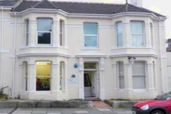 Studio To Rent In Lipson Road, Plymouth, PL4