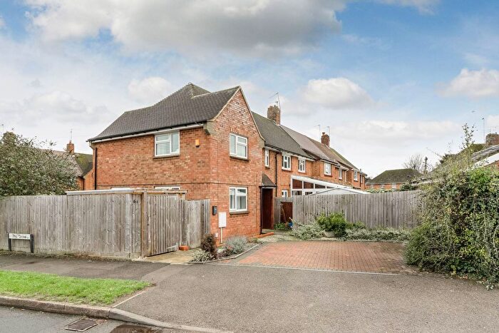 3 Bedroom End Of Terrace House For Sale In Purcel Drive, Newport Pagnell, MK16