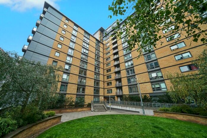 1 Bedroom Flat To Rent In Trentham Court, Victoria Road, London, W3