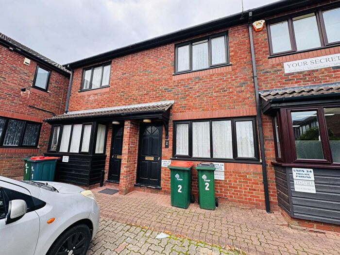 2 Bedroom Terraced House To Rent In The Courtyard, East Park, Southgate, Crawley, RH10