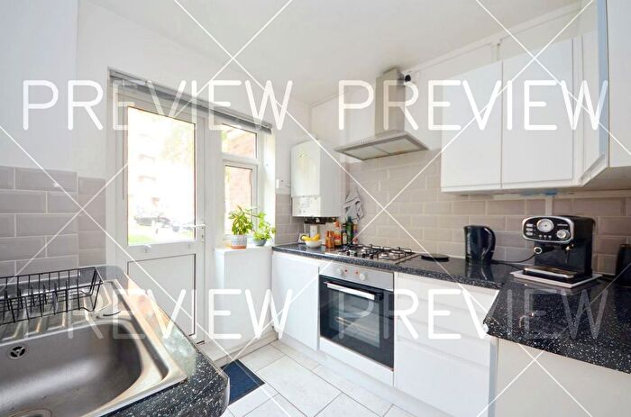 Studio To Rent In Denmark Hill Estate, Denmark Hill, SE5