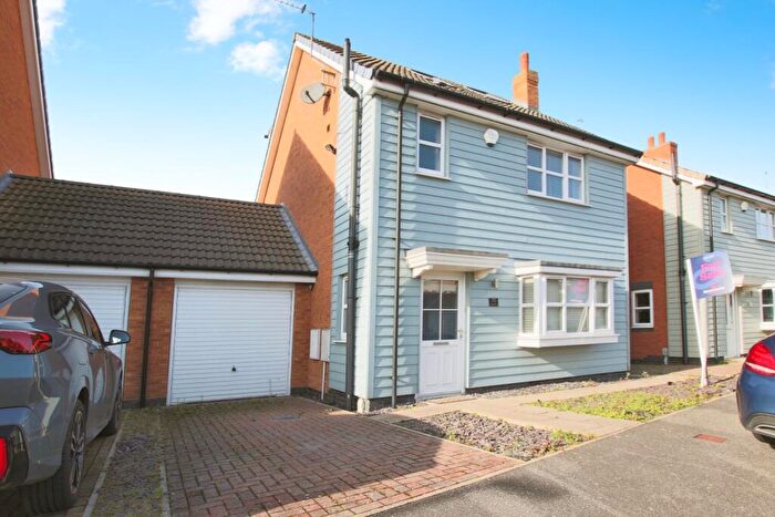 4 Bedroom Link Detached House For Sale In Astley Close, Hedon, Hull, HU12