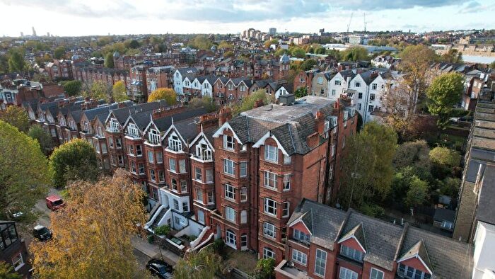 1 Bedroom Flat For Sale In Greencroft Gardens, London, NW6