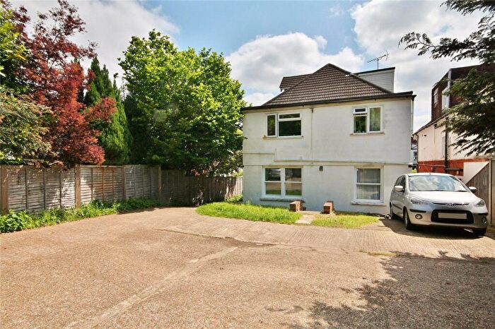 1 Bedroom Apartment To Rent In York Road, Woking, Surrey, GU22
