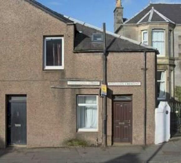 2 Bedroom Flat To Rent In Strathmore Street, Perth, PH2