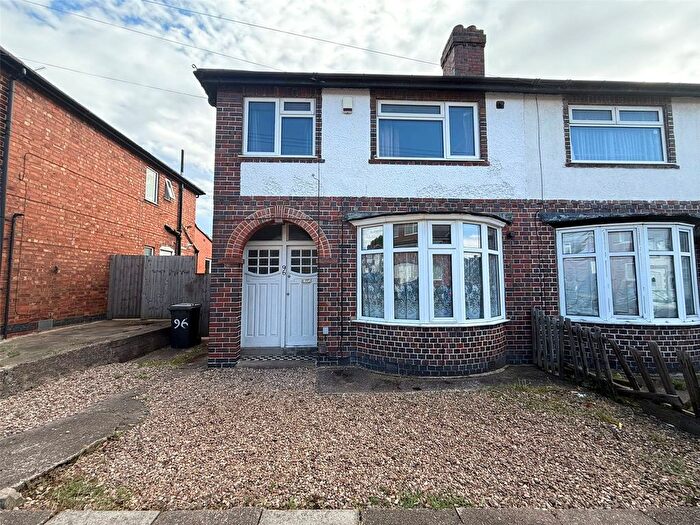 3 Bedroom Semi-Detached House To Rent In Greenhill Road, Leicester, LE2