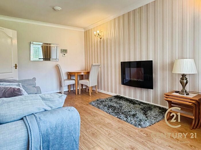 2 Bedroom Apartment For Sale In Woolton Mews, Quarry St, Liverpool, L25