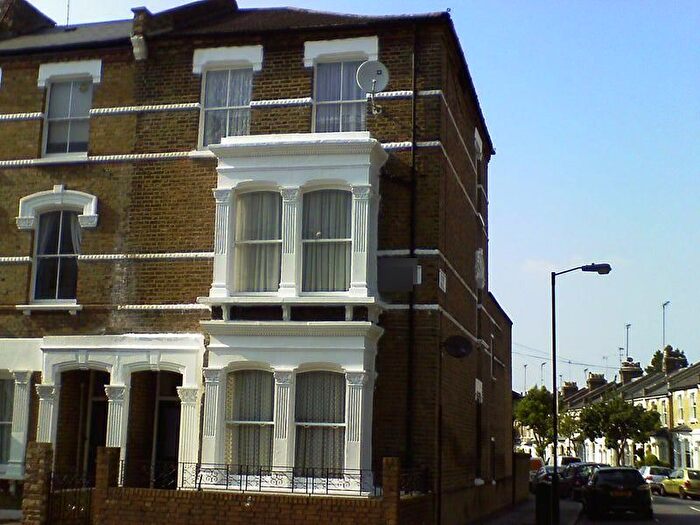 1 Bedroom Flat To Rent In Aubert Park, London, N5