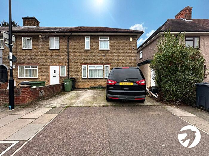 5 Bedroom End Terrace House For Sale In Brookehowse Road, London, SE6