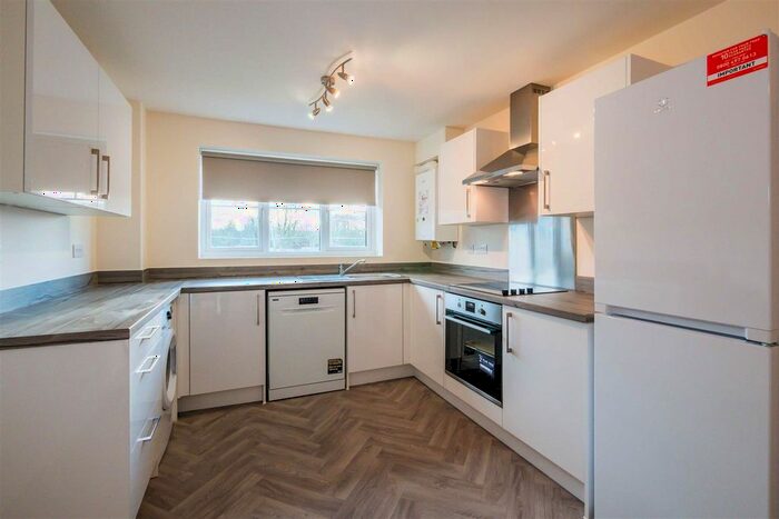 4 Bedroom Terraced House To Rent In Spondon Grove, Stoke-On- Trent, ST3