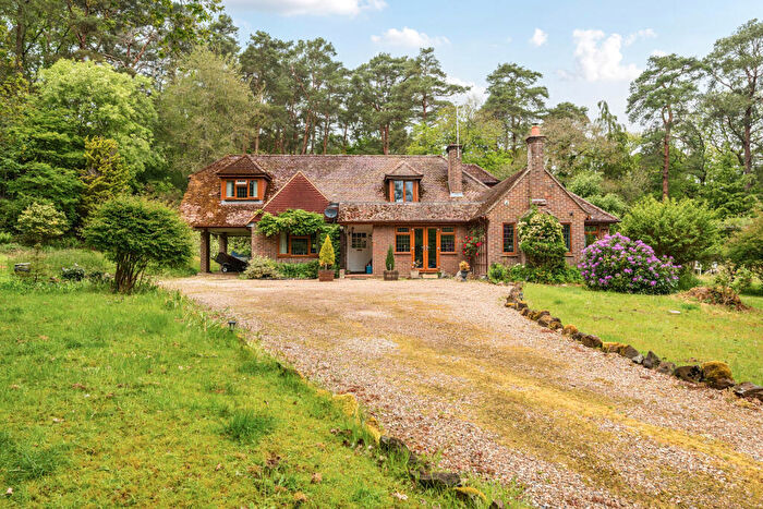 5 Bedroom Detached House For Sale In Tilford Road, Tilford, Farnham, GU10