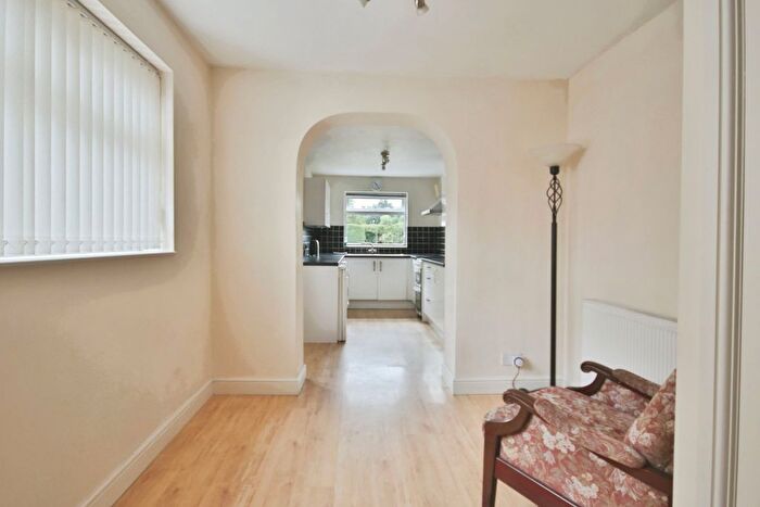 2 Bedroom Semi-Detached Bungalow For Sale In Borrowdale, Hull, HU7