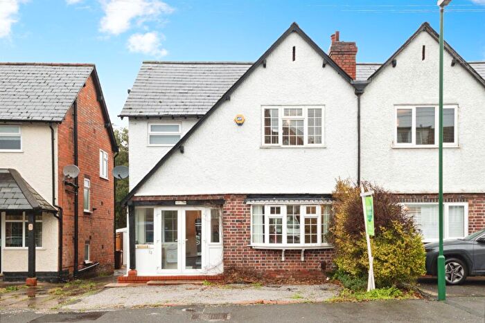 3 Bedroom Semi Detached House For Sale In Castle Lane, Solihull, B92