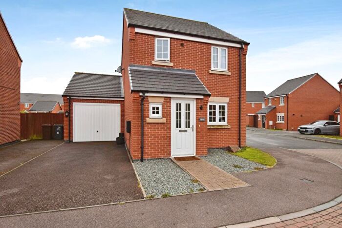 3 Bedroom Detached House For Sale In Cordelia Drive, Leicester, Leicestershire, LE4